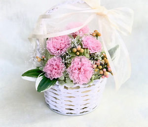 通販サイトCLAPSは、プリザーブドフラワーのお花のギフト専門サイトの東京都大田区にあるCLAPS（クラップス）です。お気持ちが長く残る贈り物プリザーブドフラワー すべての商品を、注文をいただいた後に新鮮なお花からお造りします。離島を含む全国へ、全品送料当店負担でギフト包装でお送りします。