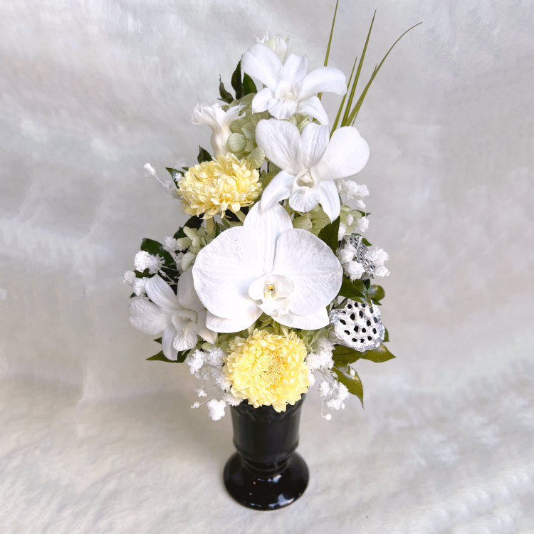 【お仏壇用の枯れない仏花】見事な胡蝶蘭とデンファレ、アジサイのプリザーブドフラワー(花器付き) - 画像 (18)