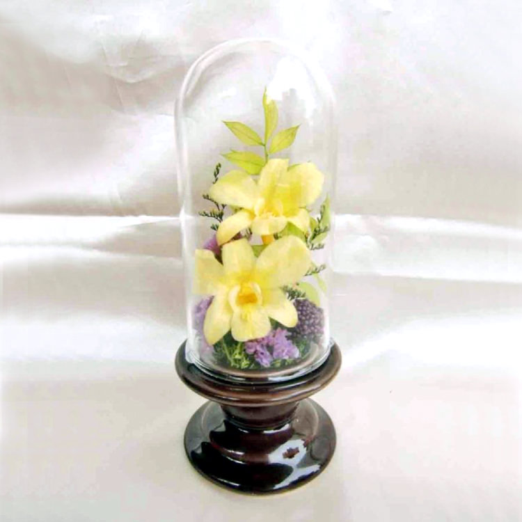 【お仏壇用の枯れない仏花・小さめ】デンファレ・アジサイ・ラスカス・ファンタジアなど盛りだくさんなプリザーブドフラワー(お花を護るドーム入り・花器付き) - 画像 (12)