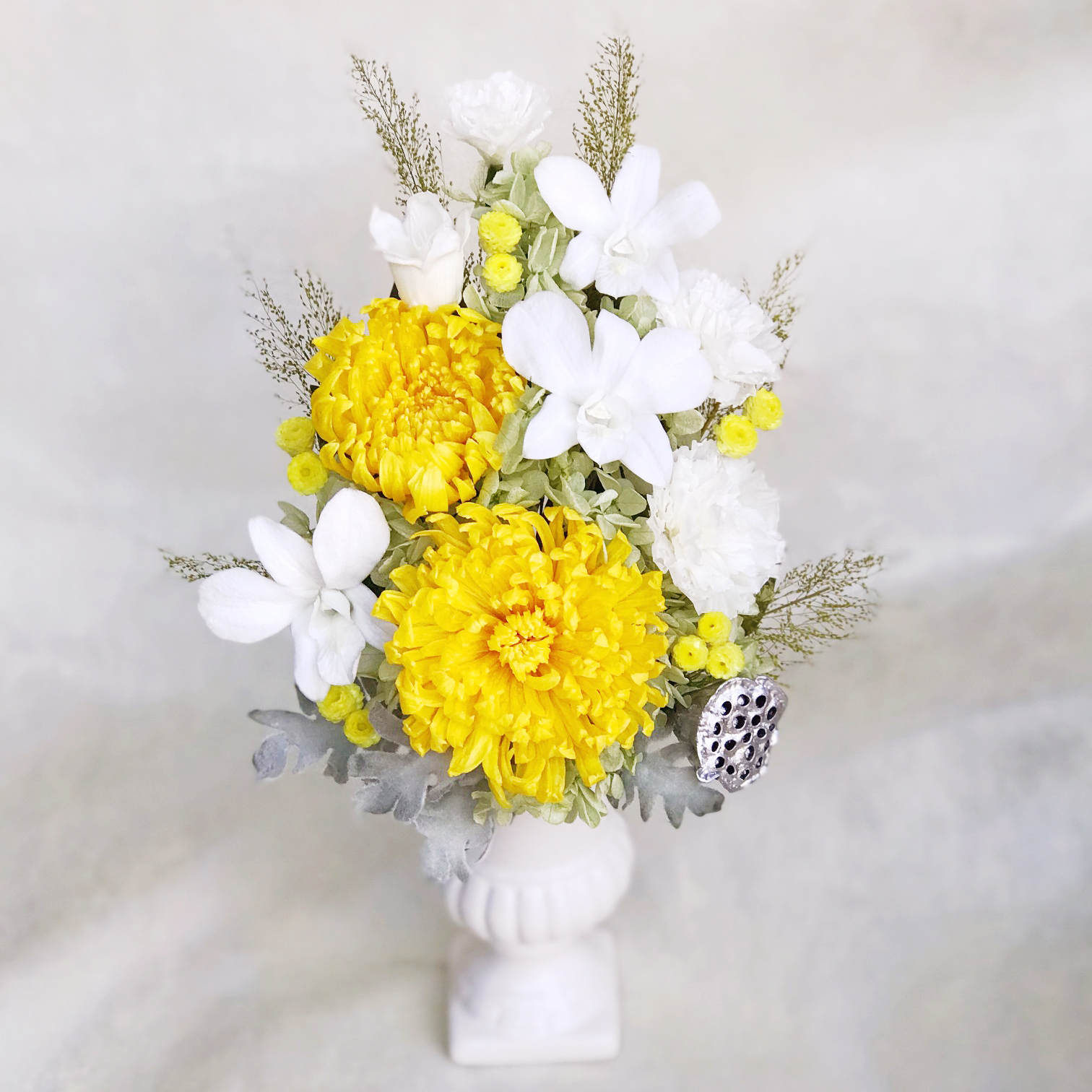 仏花 プリザーブドフラワー 送料無料 枯れない花 お仏壇 お供え花 お彼岸 仏壇飾り 輪菊 デンファレ 花瓶付 お悔やみ プレゼント インテリア 造花 ギフト - 画像 (9)