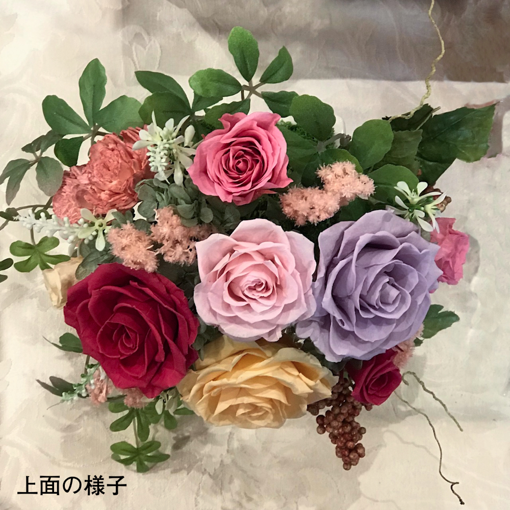 【お祝いに枯れない花】バラと紫陽花のプリザーブドフラワー「Ema」(ケース有無)水交換不要のインテリア - 画像 (8)