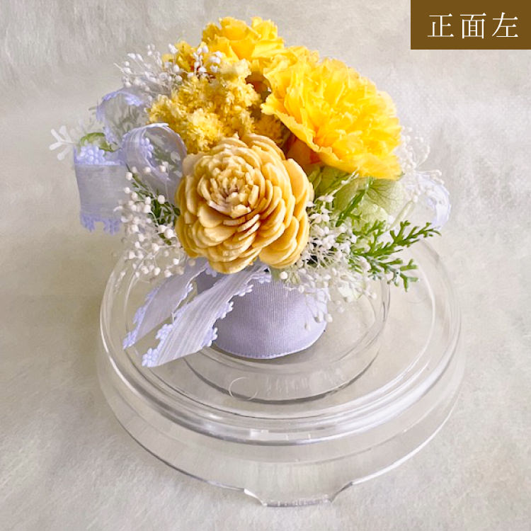 【お祝いに枯れない花飾り】カーネーションと小花のプリザーブドフラワー「ケイ」(小さめのフラワードーム入)水交換不要のインテリア - 画像 (19)